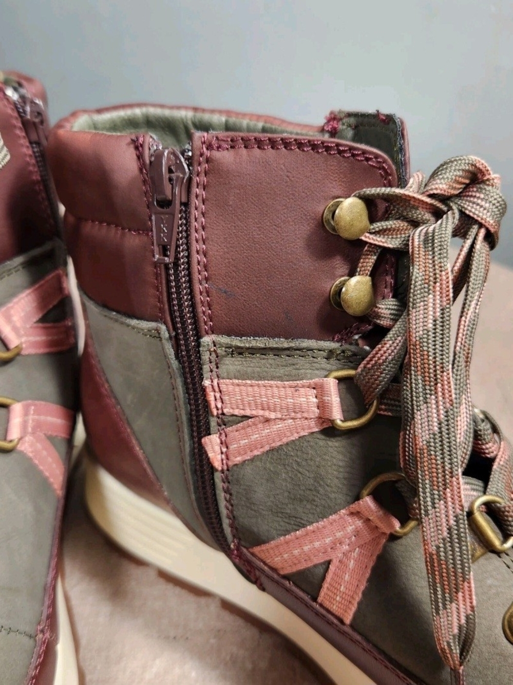 Alex Marie Thayla Women's 9.5 Hiker Sneakers Boots Suede Olive Maroon Pink 635 - Picture 5 of 10